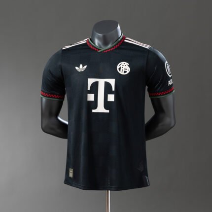 Fanella Bayern Munich 2025/26 Third pamje përpara